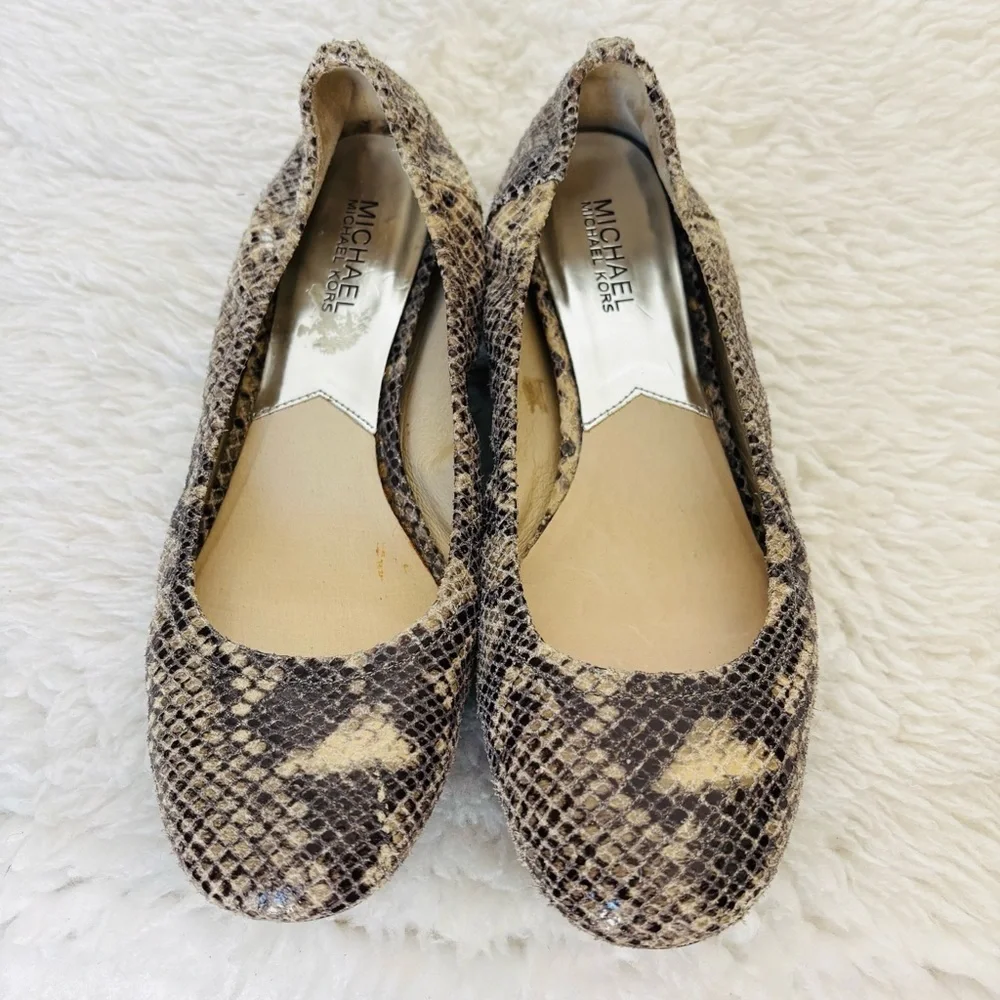 Michael Kors Beige/Gray/Black Snakeskin Flat Shoes size 8 M